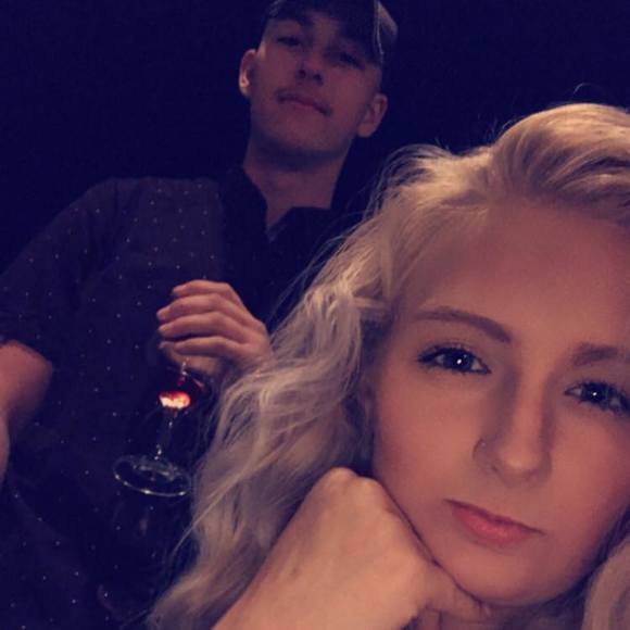 Meet your Posher, Kayla - Picture 1 of 1